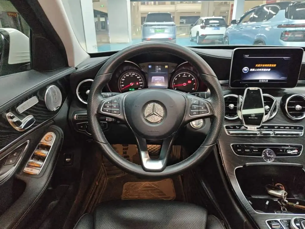 Mercedes-Benz C-Class 2017 — Фото 10/19