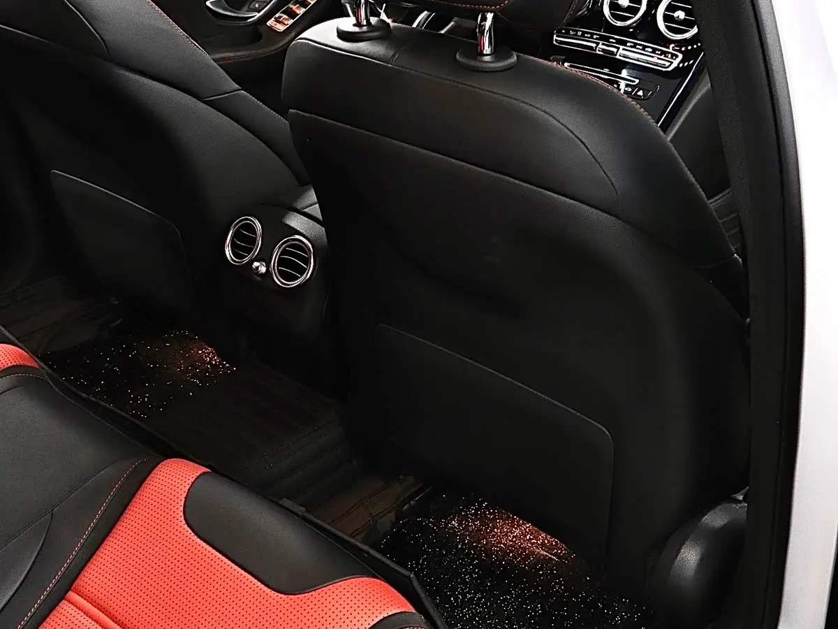 Mercedes-Benz C-Class AMG 2017 — Photo 17/20