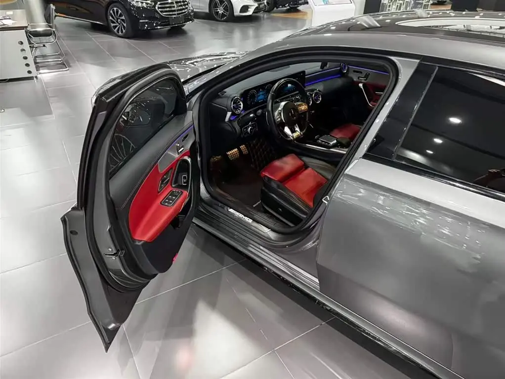Mercedes-Benz A-Class AMG 2021 — Photo 13/20