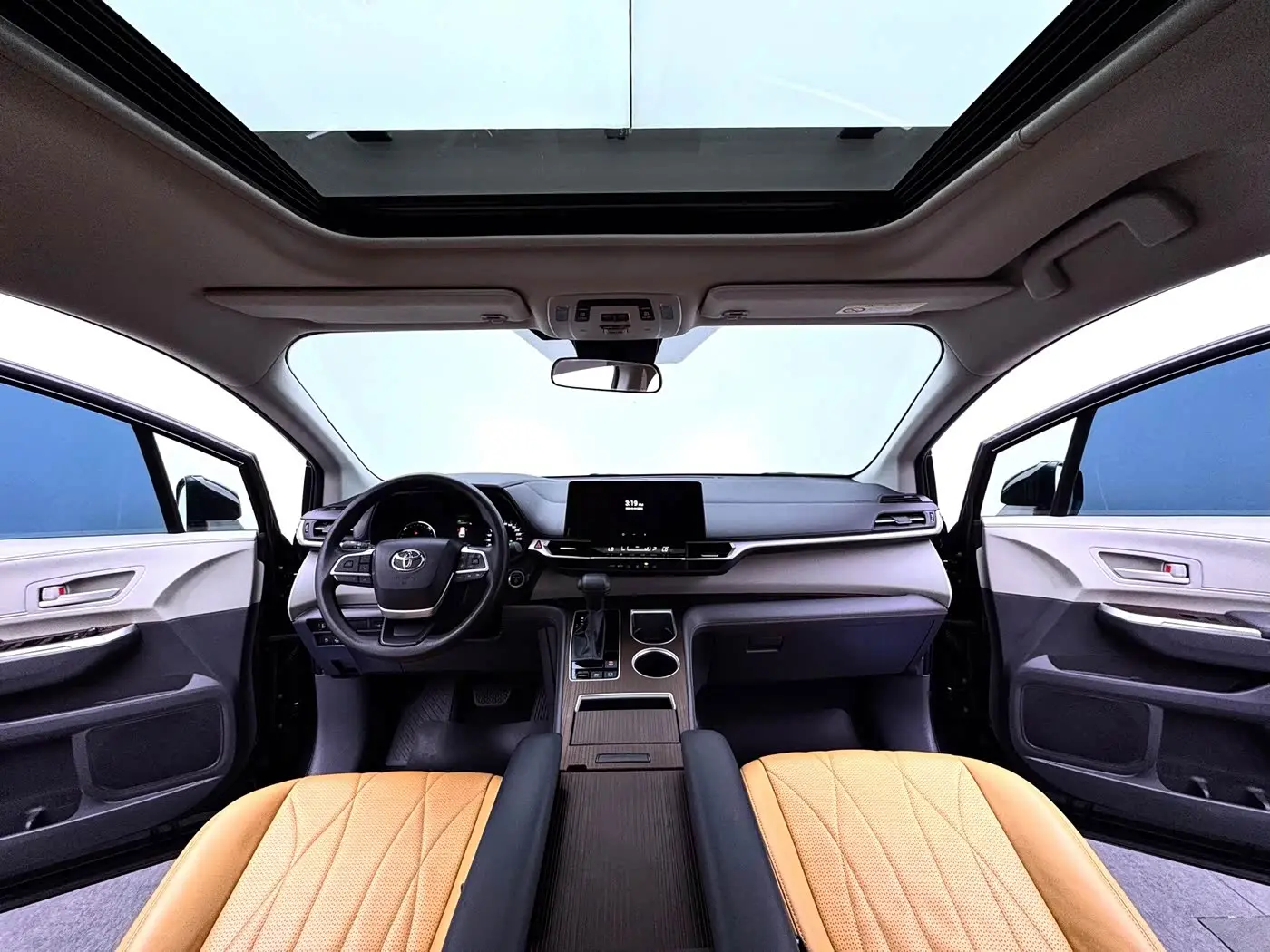 Toyota Sienna 2024 — Photo 16/20