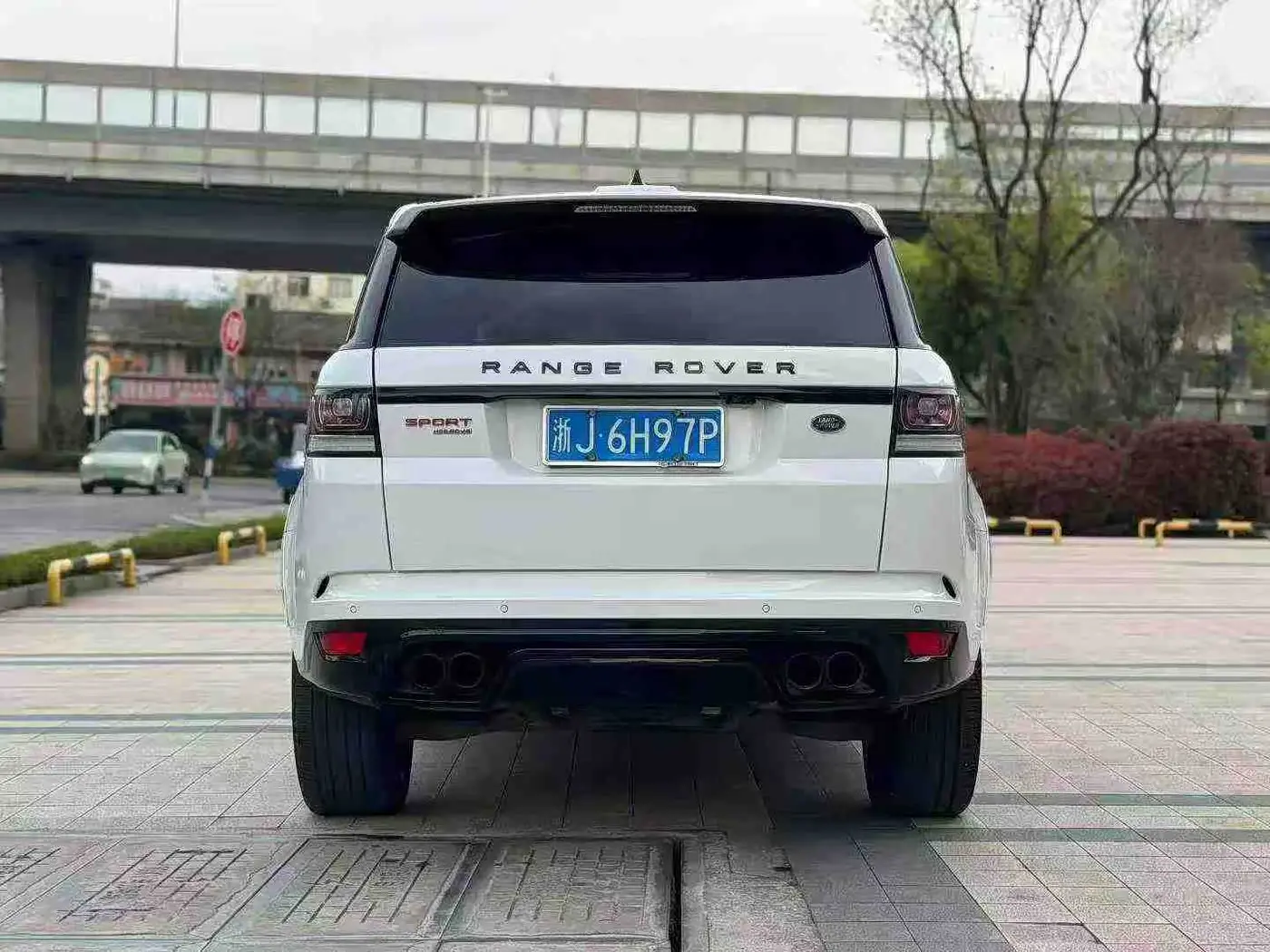 Land Rover Range Rover Sport 2017 — Şəkil 8/10