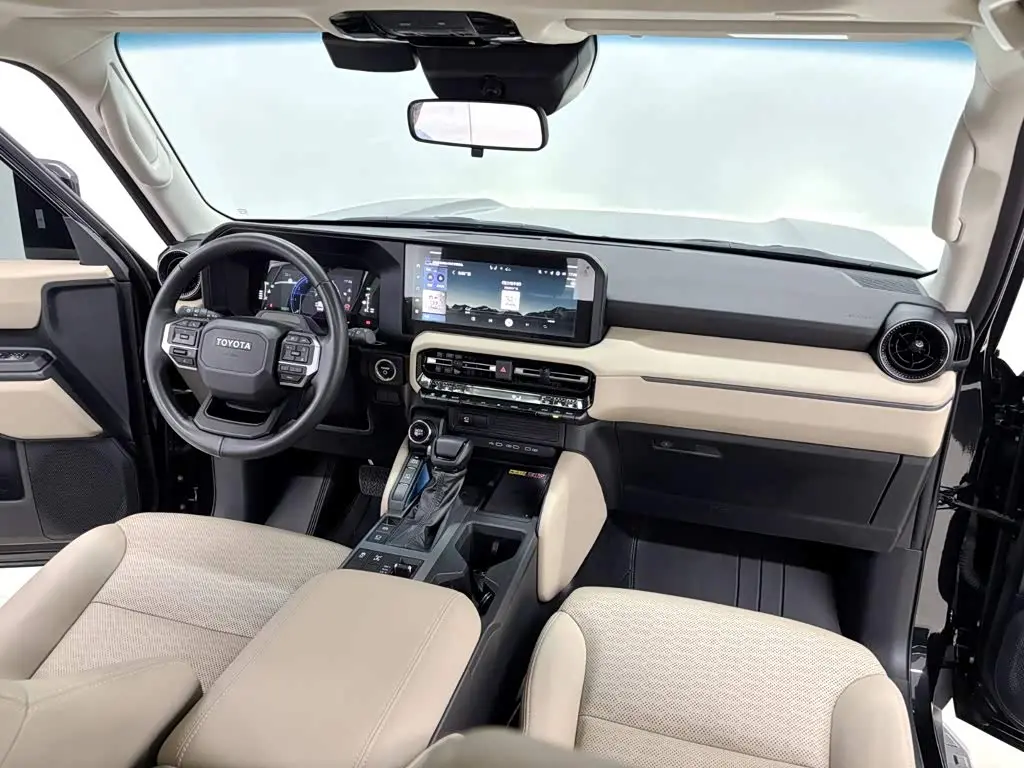 Toyota Prado 2025 — Фото 14/20