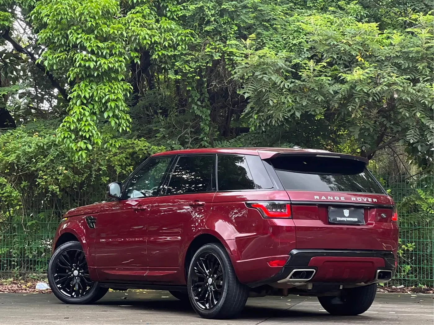 Land Rover Range Rover Sport 2017 — Фото 3/14
