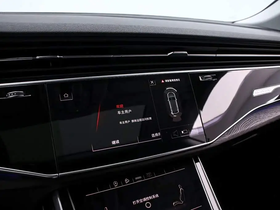 Audi Q8 2022 — Фото 8/18