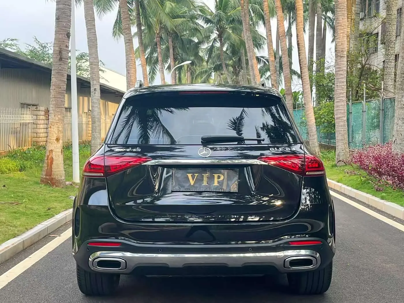 Mercedes-Benz GLE 2022 — Photo 7/9