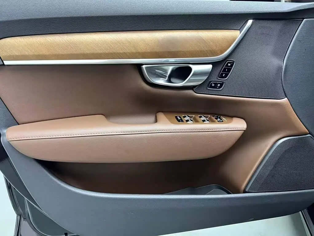 Volvo S90 2023 — Photo 5/14