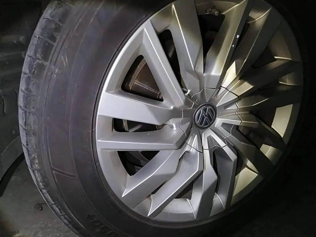 Volkswagen Touareg 2020 — Şəkil 7/13