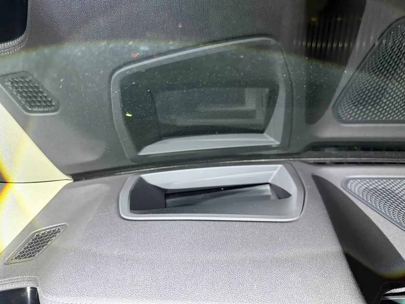 BMW 3 Series 2021 — Photo 17/17