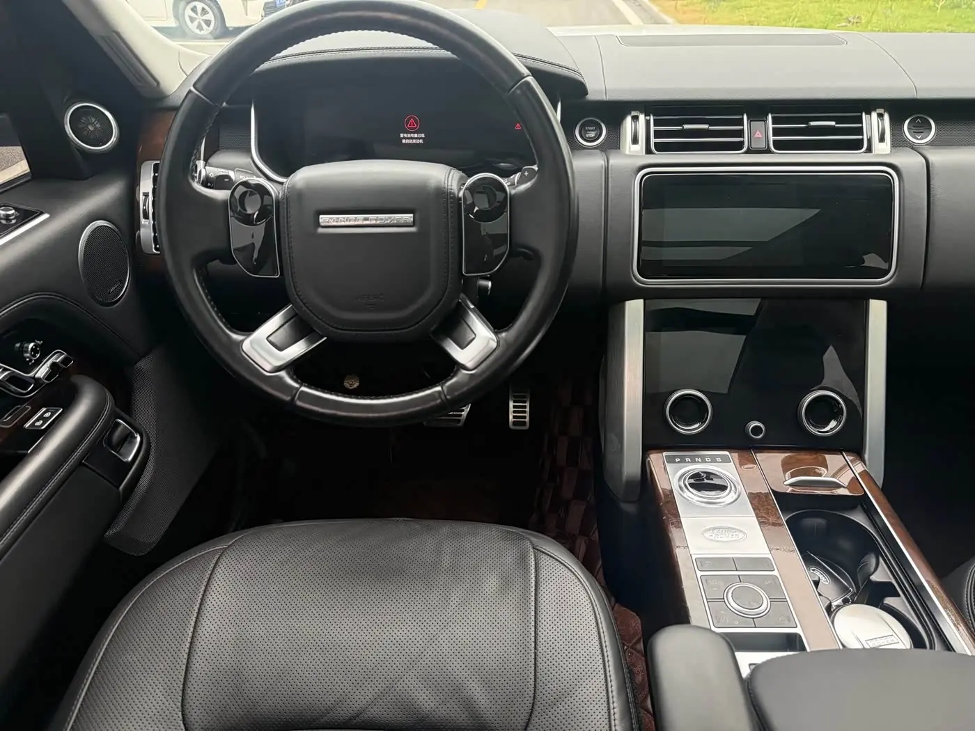 Land Rover Range Rover 2021 — Photo 8/14