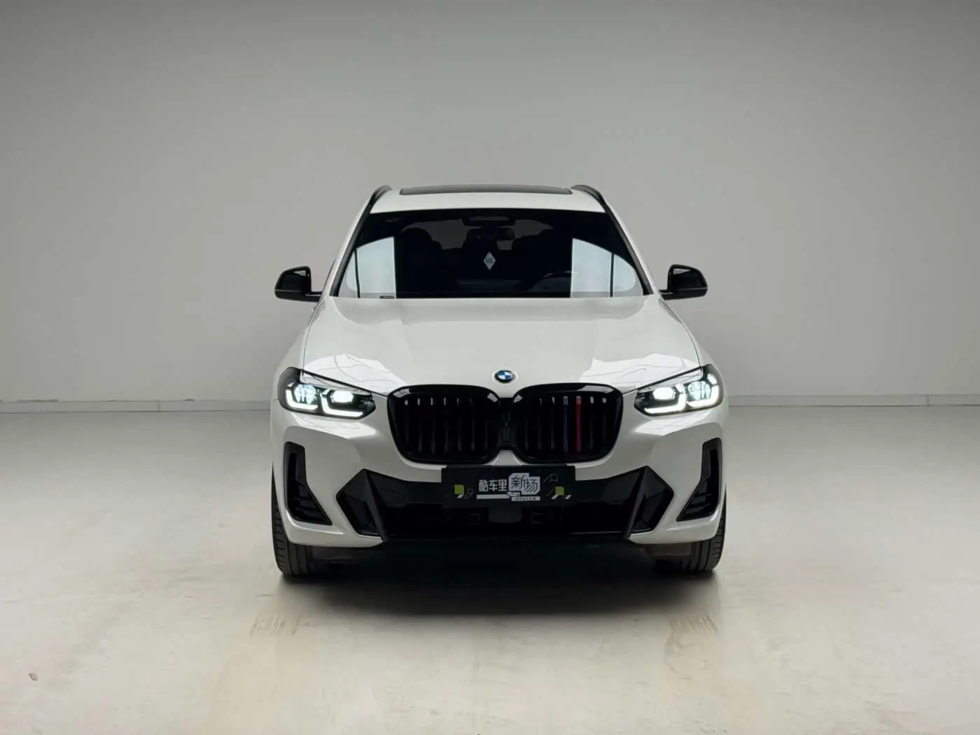 BMW X3 2022 — Photo 2/18