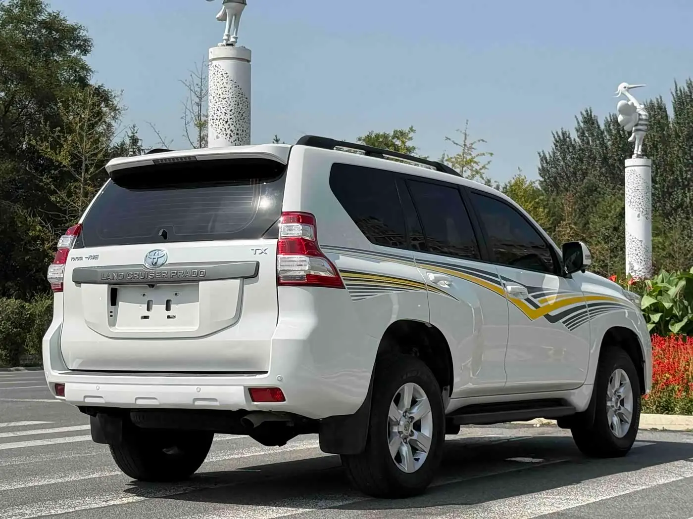 Toyota Prado 2017 — Photo 18/19