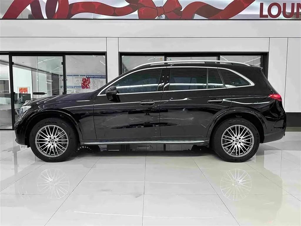 Mercedes-Benz GLC 2025 — Photo 3/20