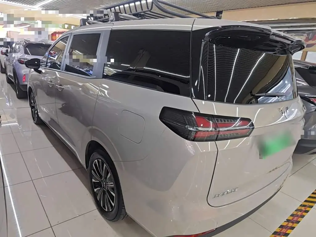 Wuling Motors Xingguang 730 New Energy 2025 — Фото 4/19