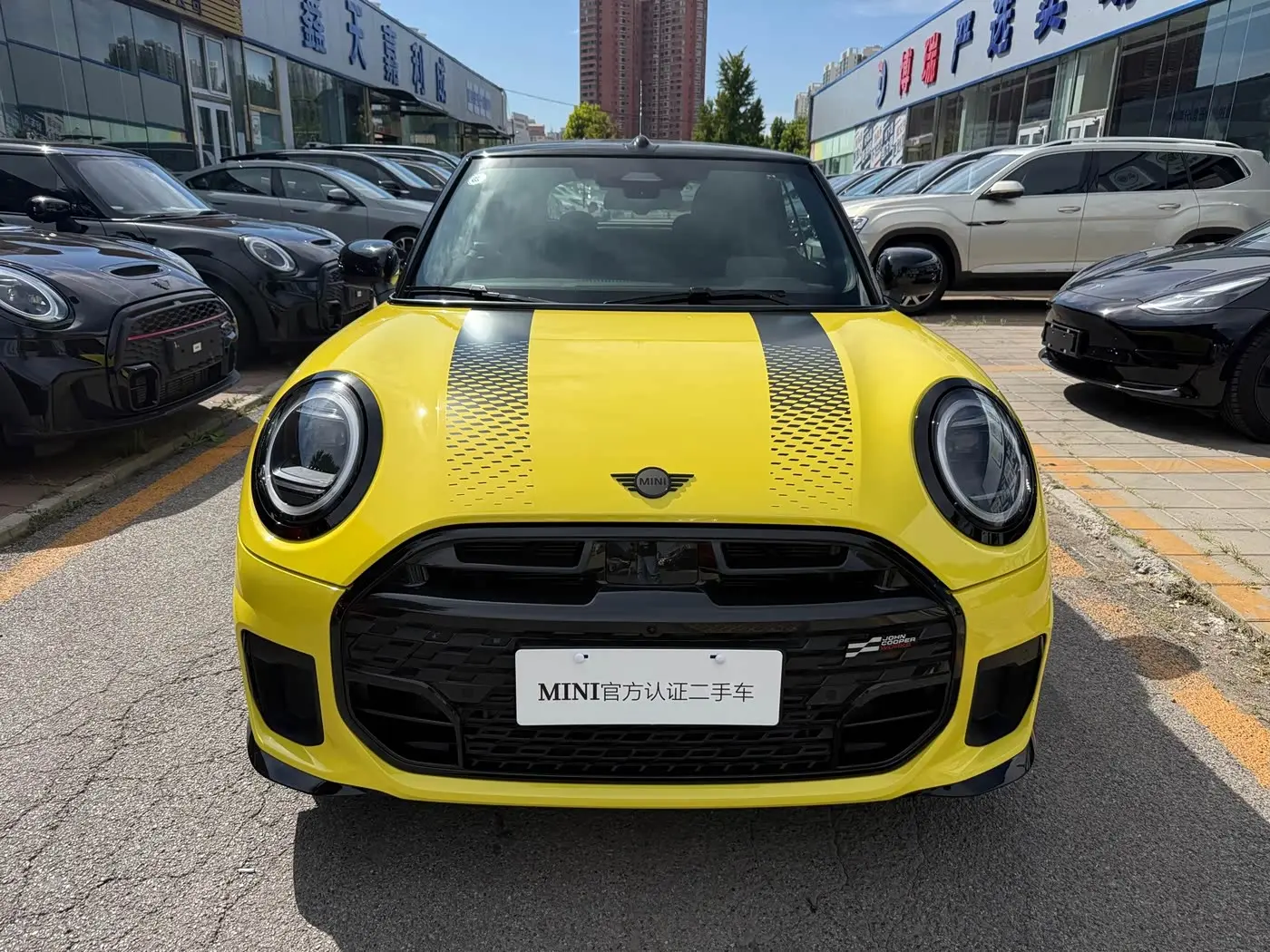MINI MINI 2025 — Şəkil 2/16