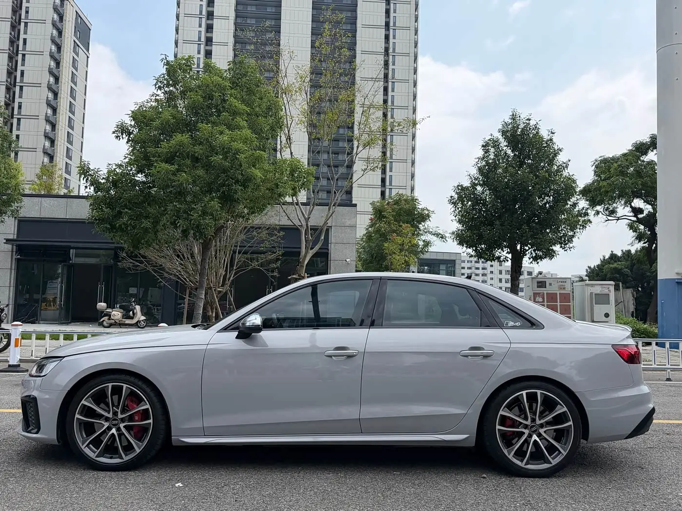 Audi S4 2024 — Photo 4/18