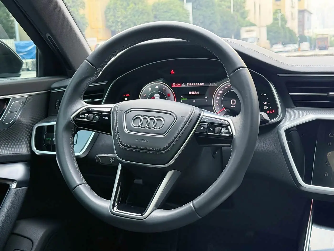 Audi A6L 2024 — Фото 15/17