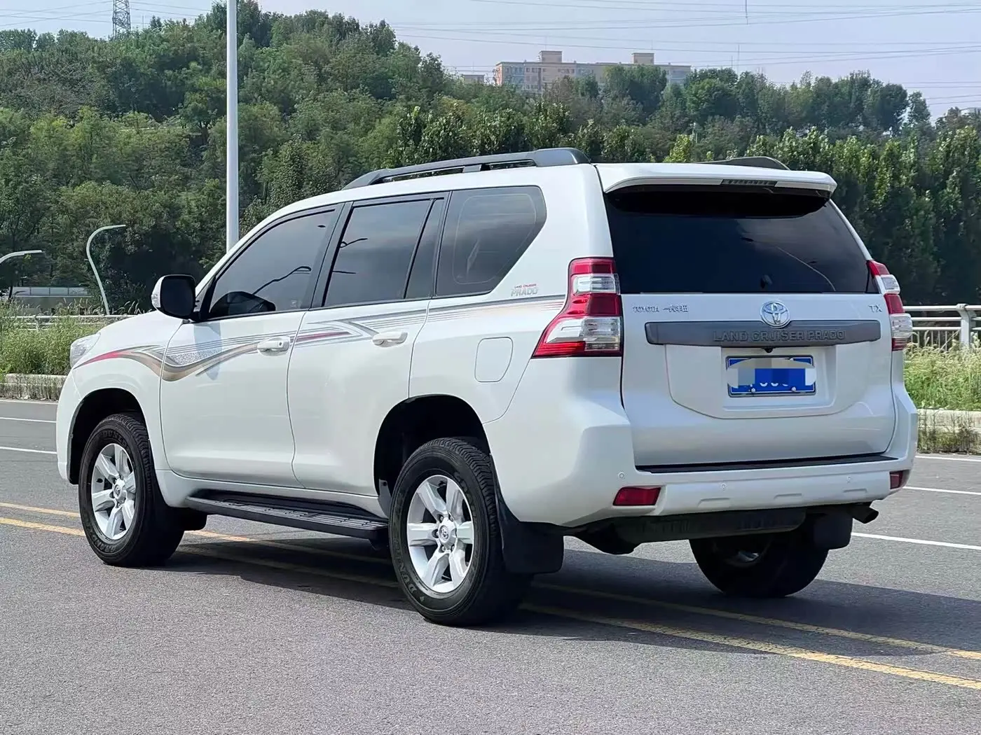 Toyota Prado 2017 — Фото 7/17