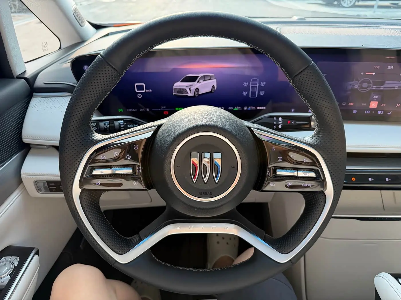 Buick GL8 New Energy 2024 — Şəkil 12/20