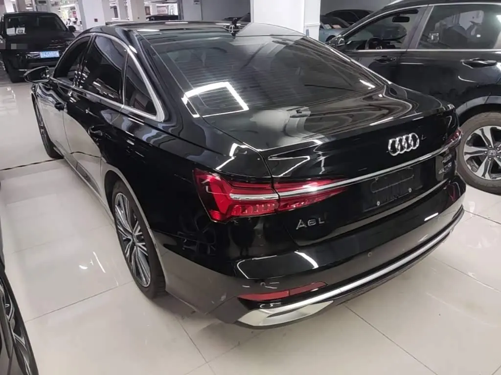 Audi A6L 2023 — Фото 4/19
