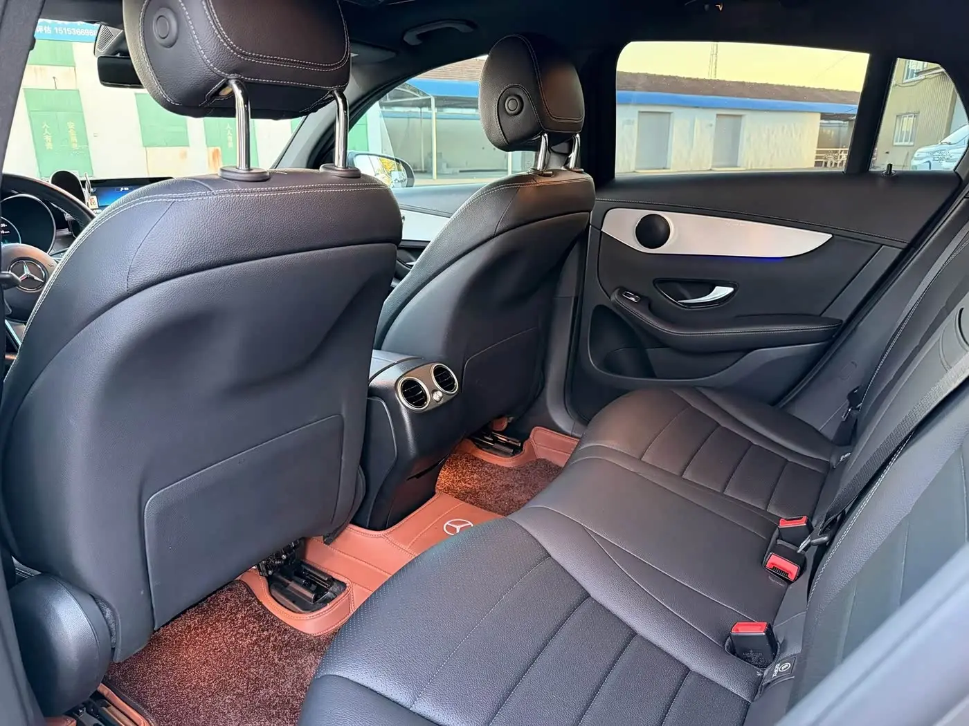 Mercedes-Benz GLC Coupe 2021 — Photo 6/9