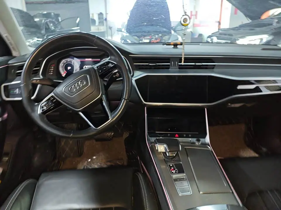 Audi A6L 2023 — Фото 3/10