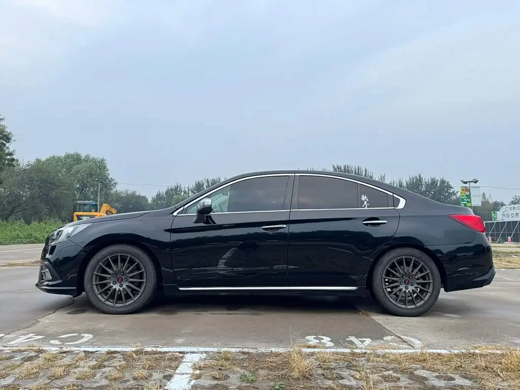 Subaru Legacy 2020 — Photo 7/20
