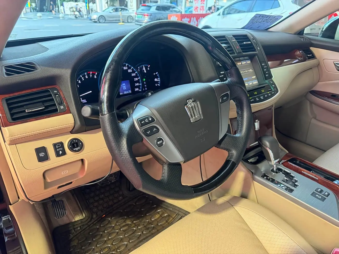 Toyota Crown 2014 — Фото 13/15