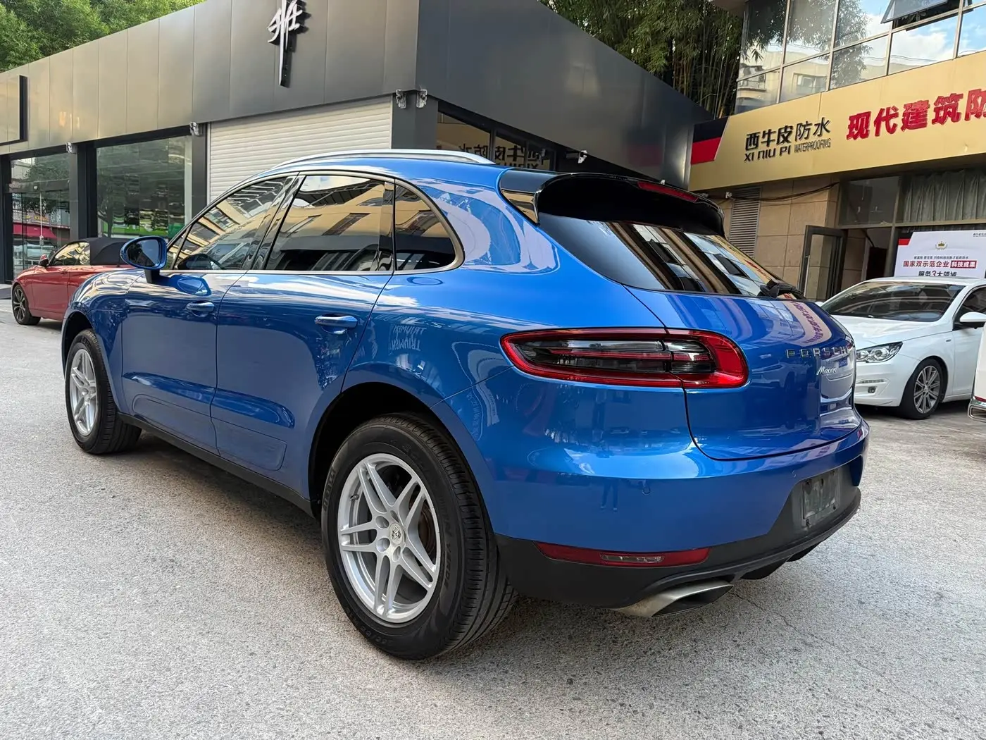 Porsche Macan 2015 — Фото 3/20