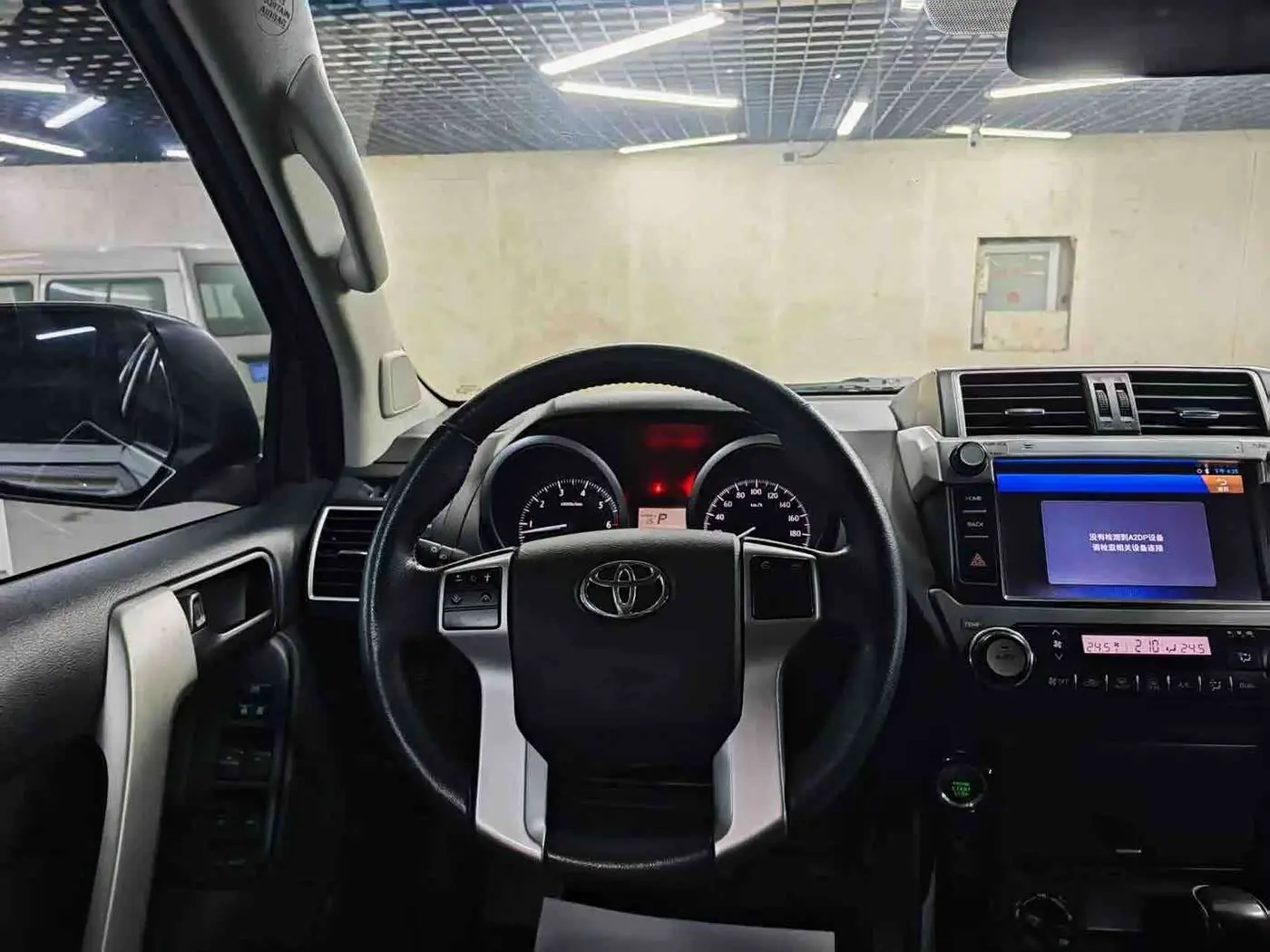 Toyota Prado 2017 — Şəkil 4/10