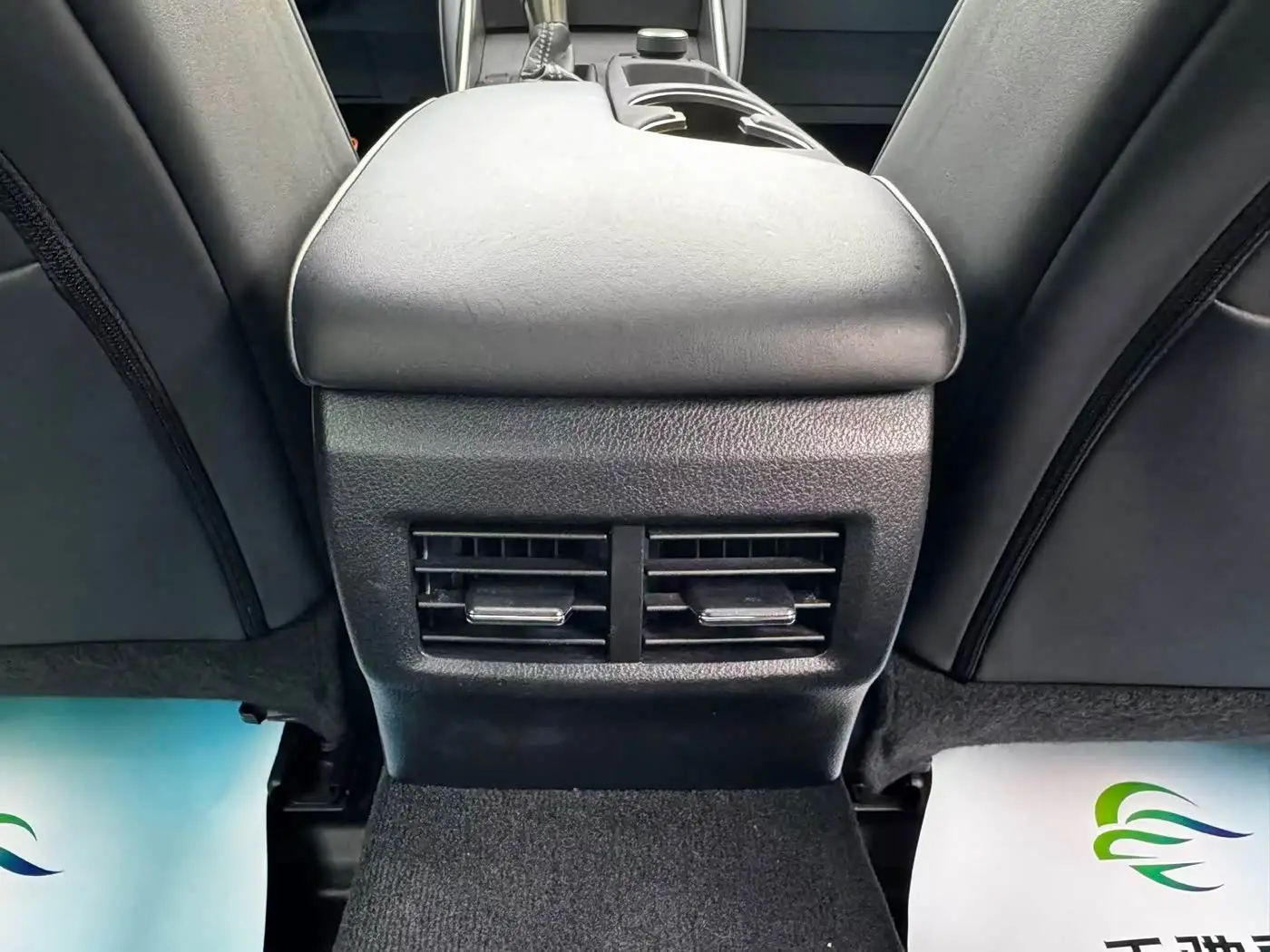 Lexus IS 2018 — Şəkil 14/20