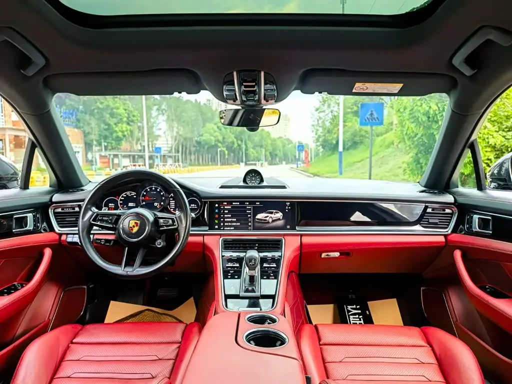 Porsche Panamera 2022 — Photo 8/20