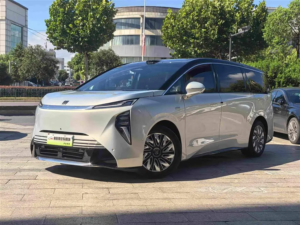 Buick Zhijing Shijia 2026 — Фото 1/15