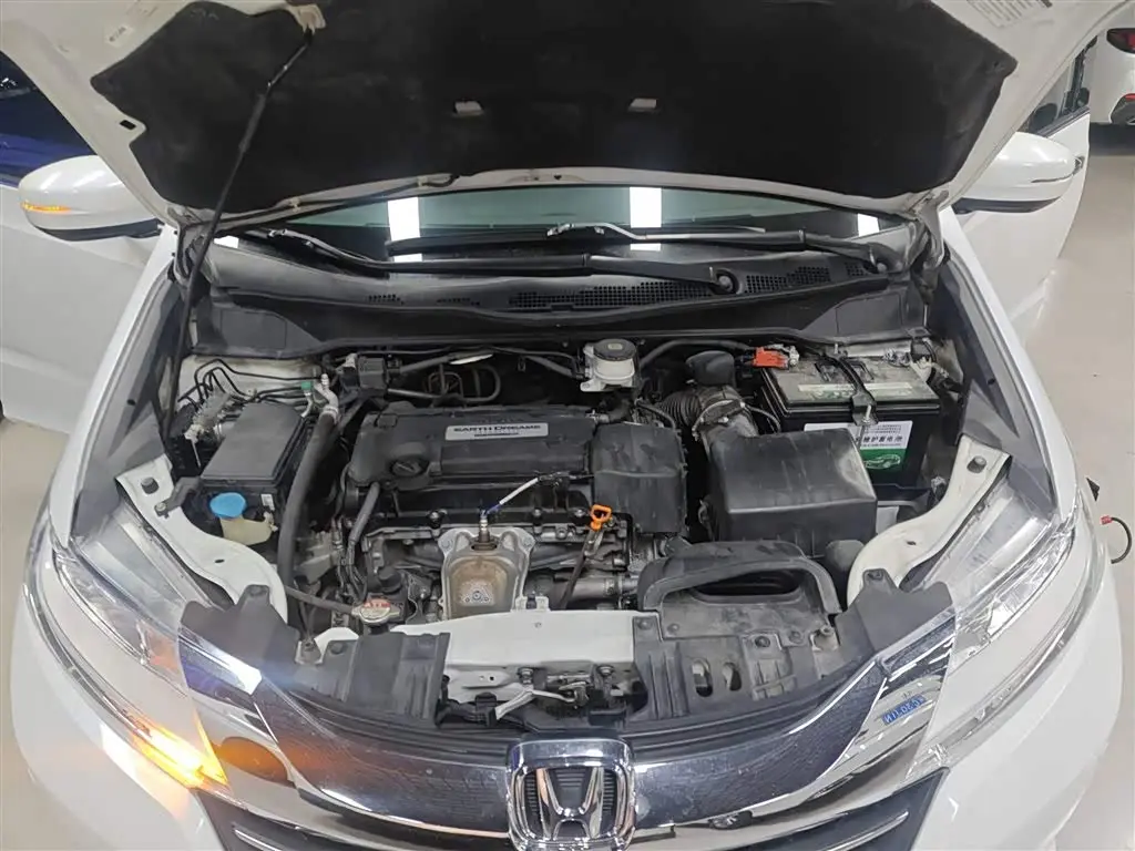 Honda Odyssey 2018 — Şəkil 17/20