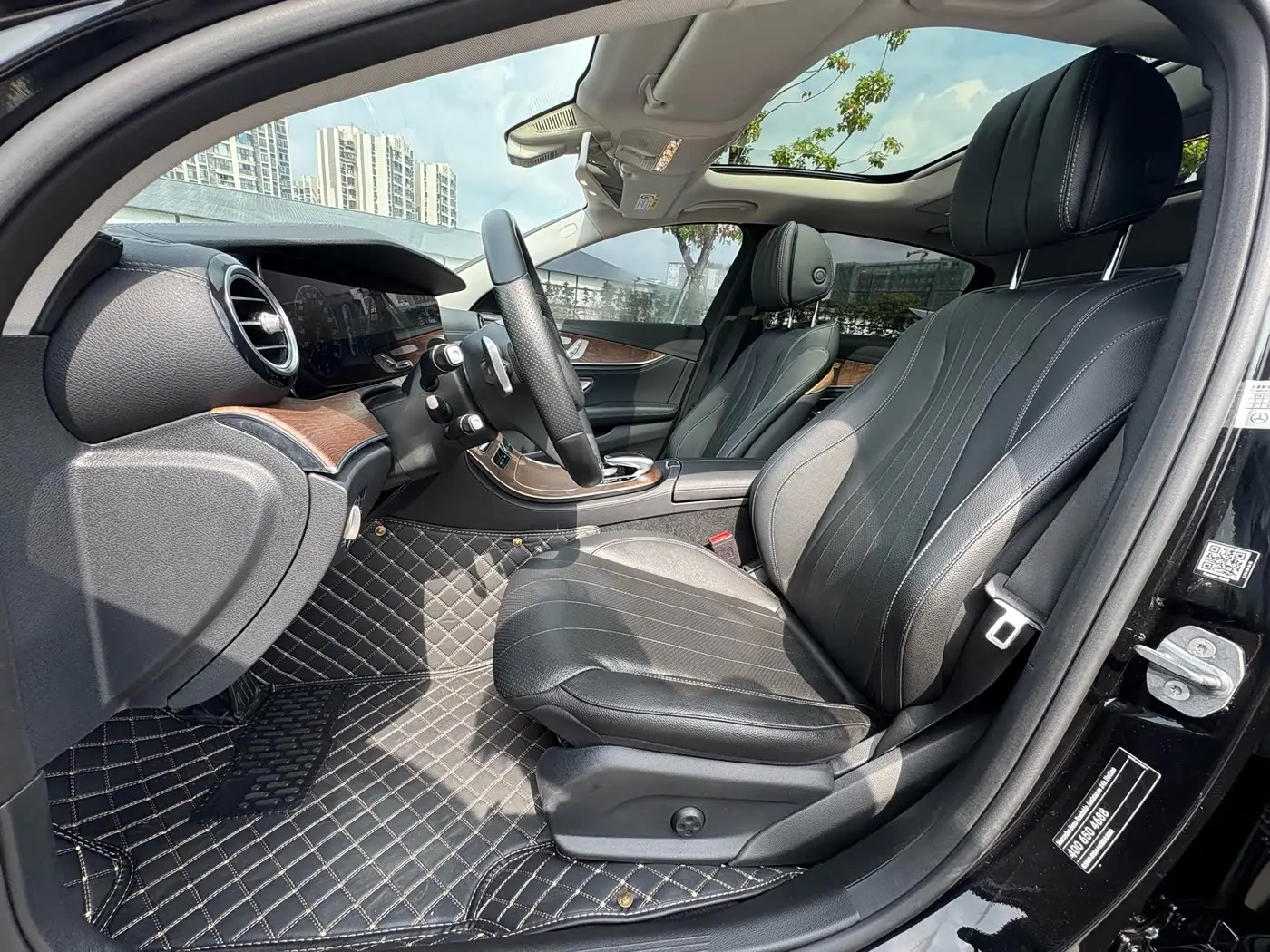 Mercedes-Benz E-Class 2018 — Фото 4/19