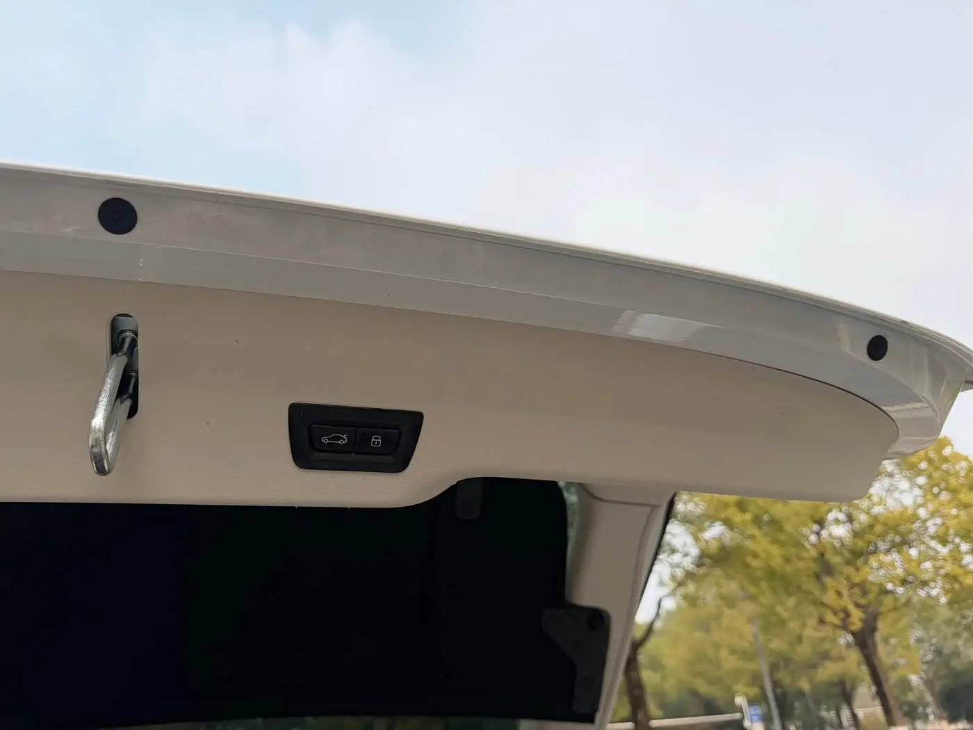 BMW 6 Series GT 2024 — Photo 19/20