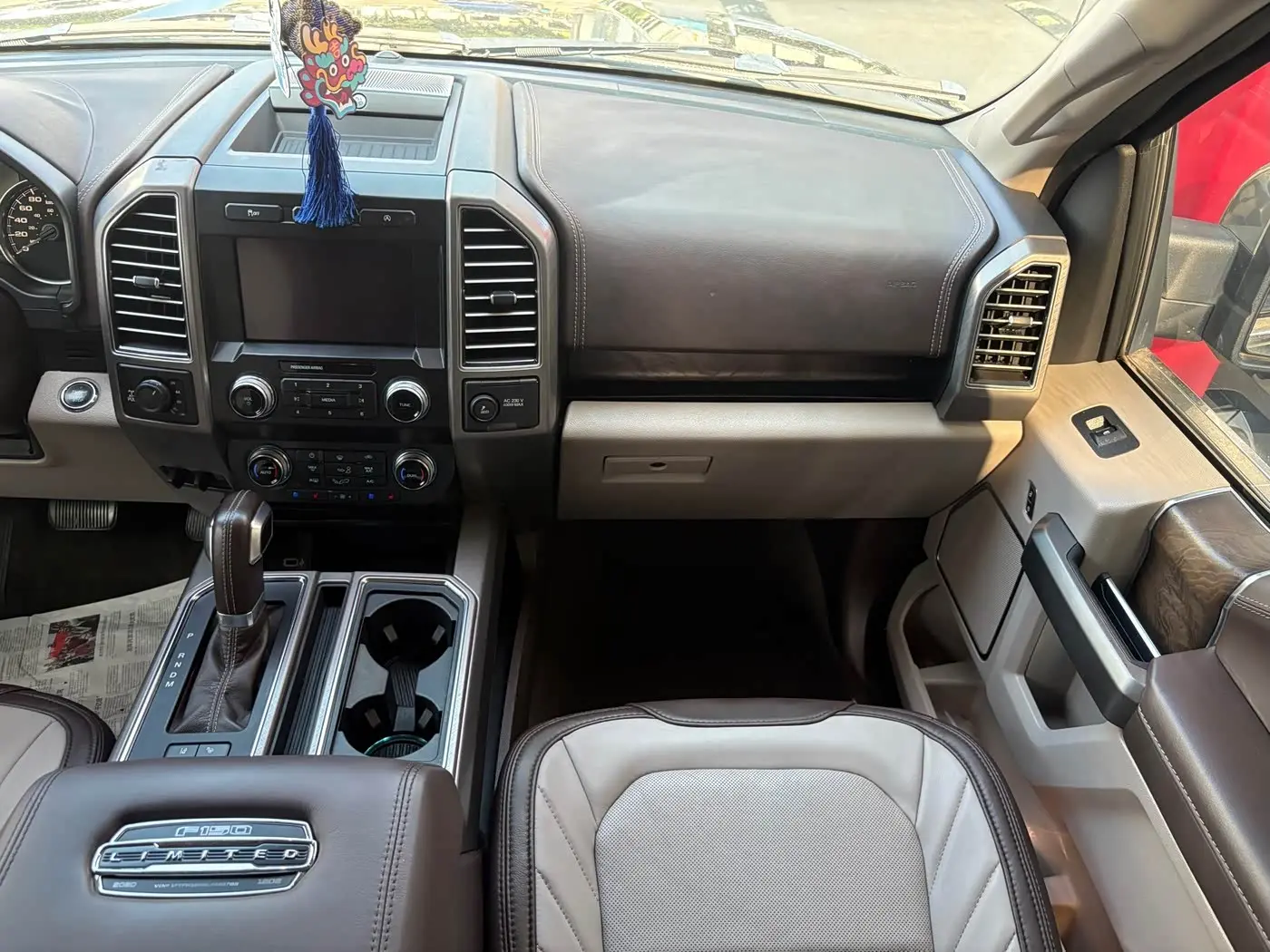 Ford F-150 Raptor 2020 — Photo 16/16