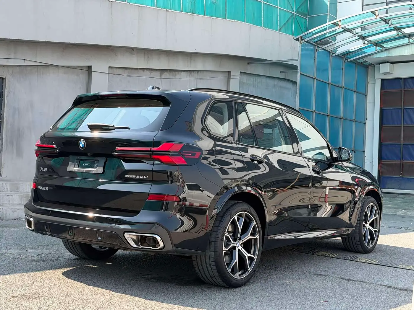 BMW X5 2025 — Photo 4/18
