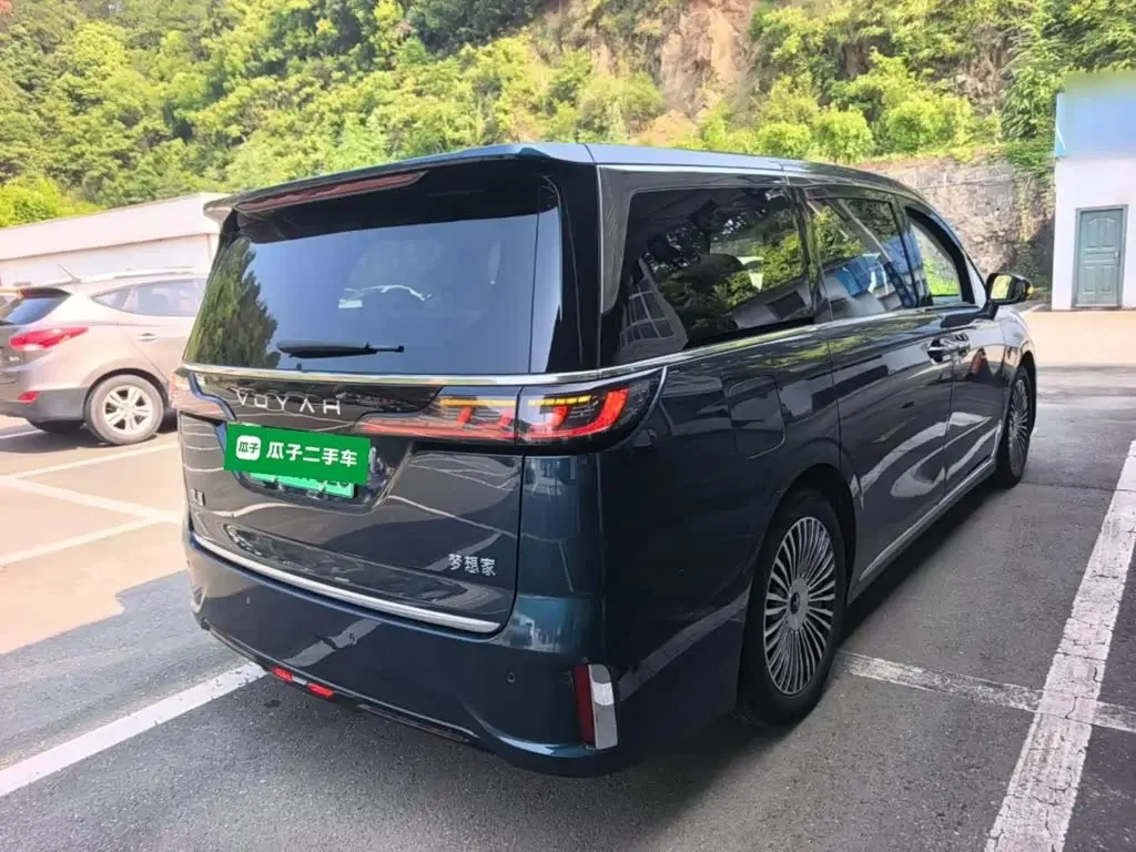 Voyah Auto Voyah Dreamer 2025 — Photo 7/20