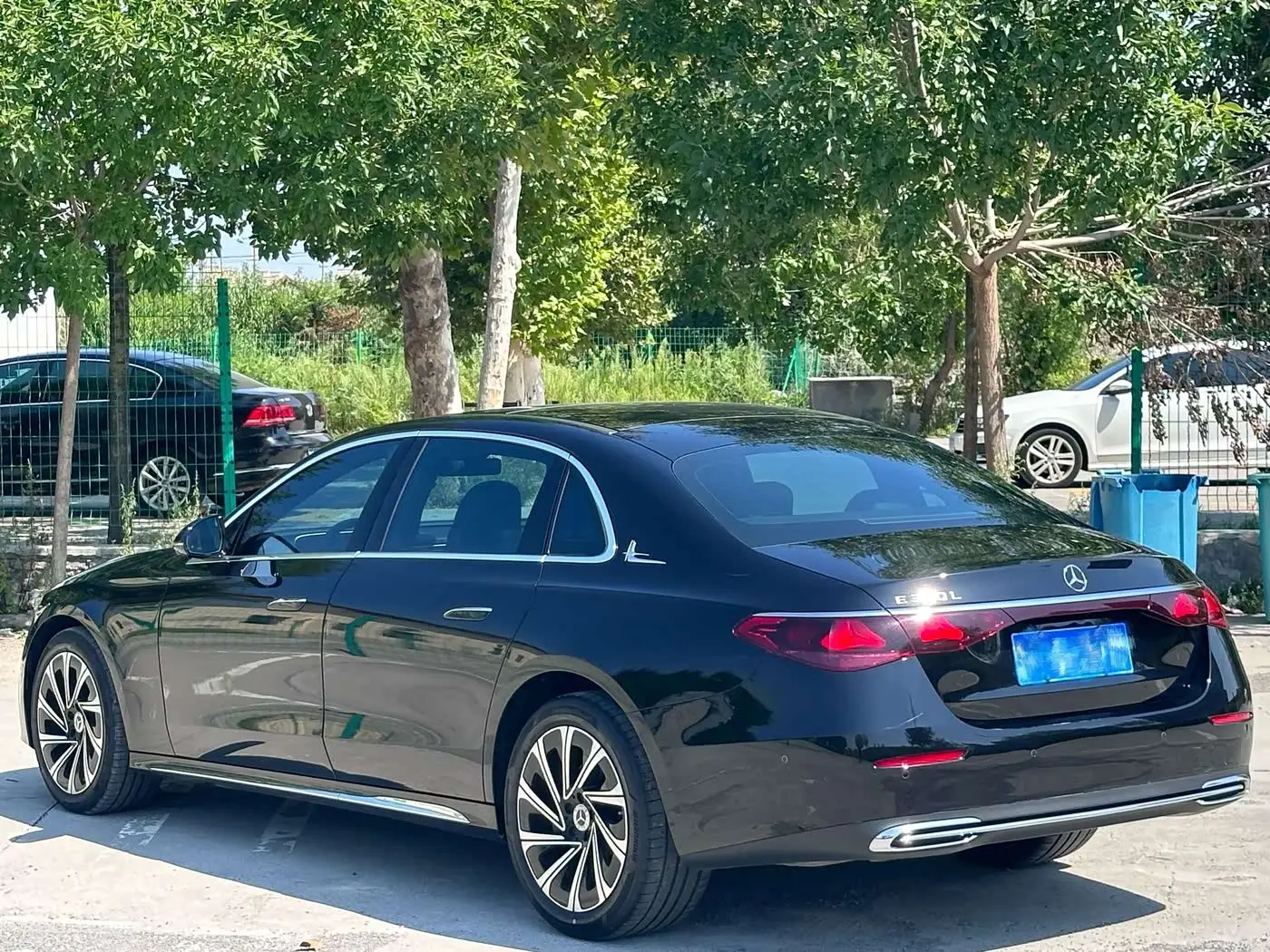 Mercedes-Benz E-Class 2024 — Şəkil 7/9