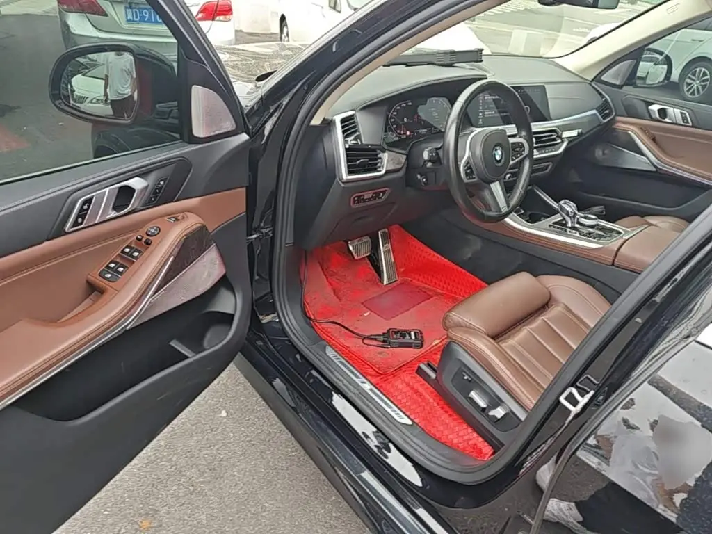 BMW X5 2021 — Şəkil 16/20