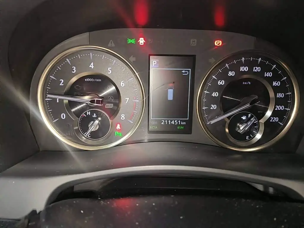 Toyota Alphard 2018 — Photo 4/13