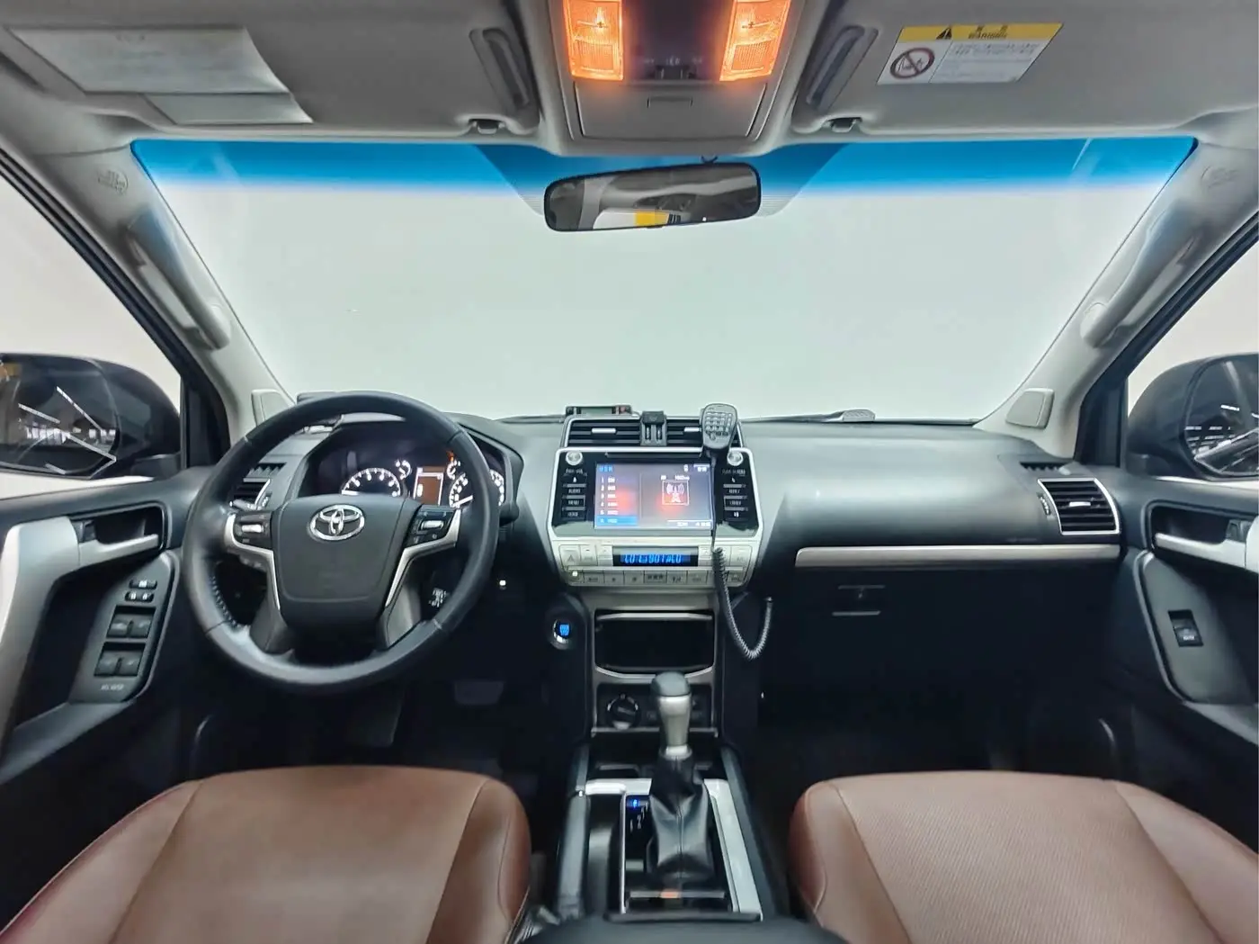 Toyota Prado 2018 — Photo 14/17