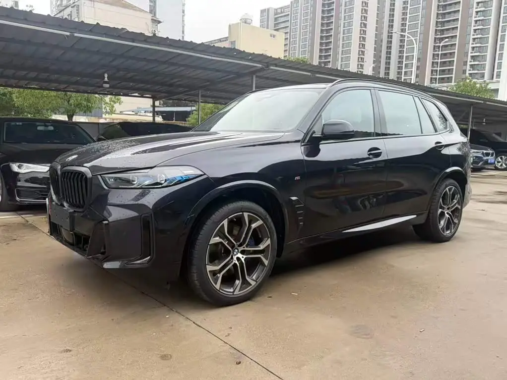 BMW X5 2026 — Фото 1/20