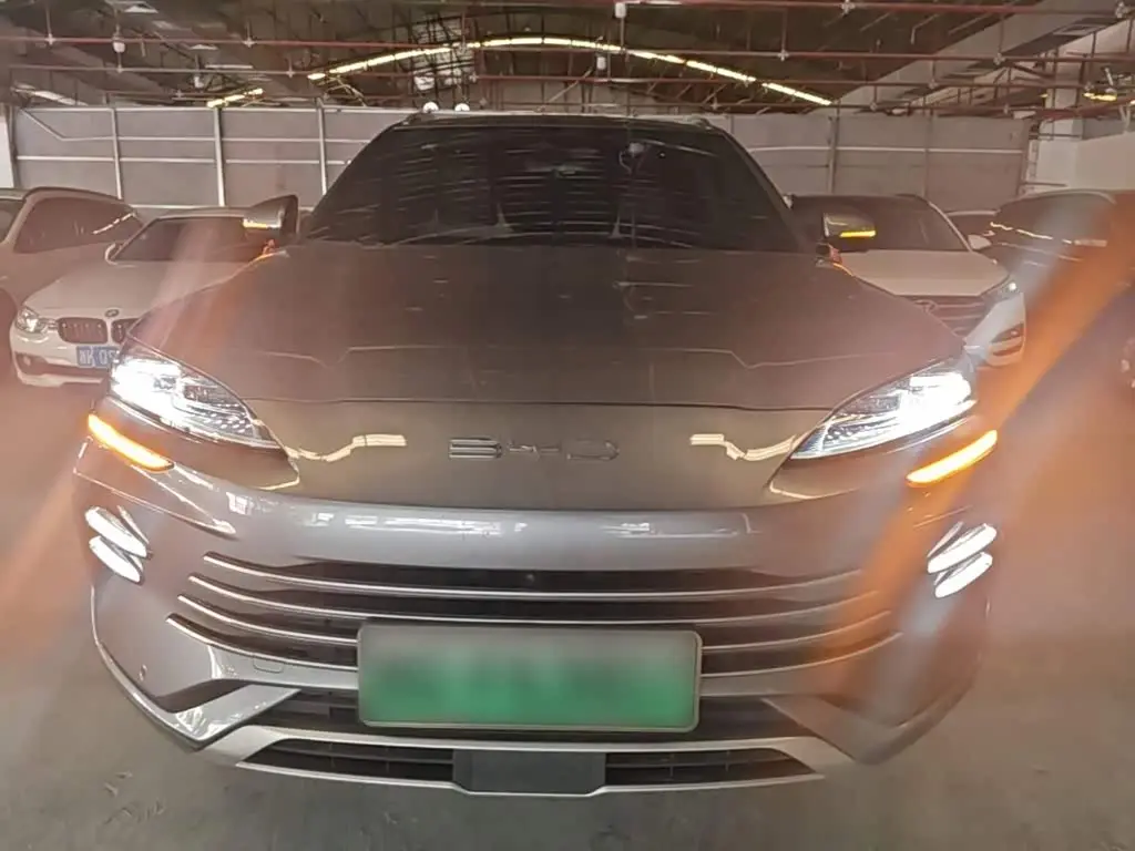 BYD Song PLUS PHEV 2024 — Photo 3/20