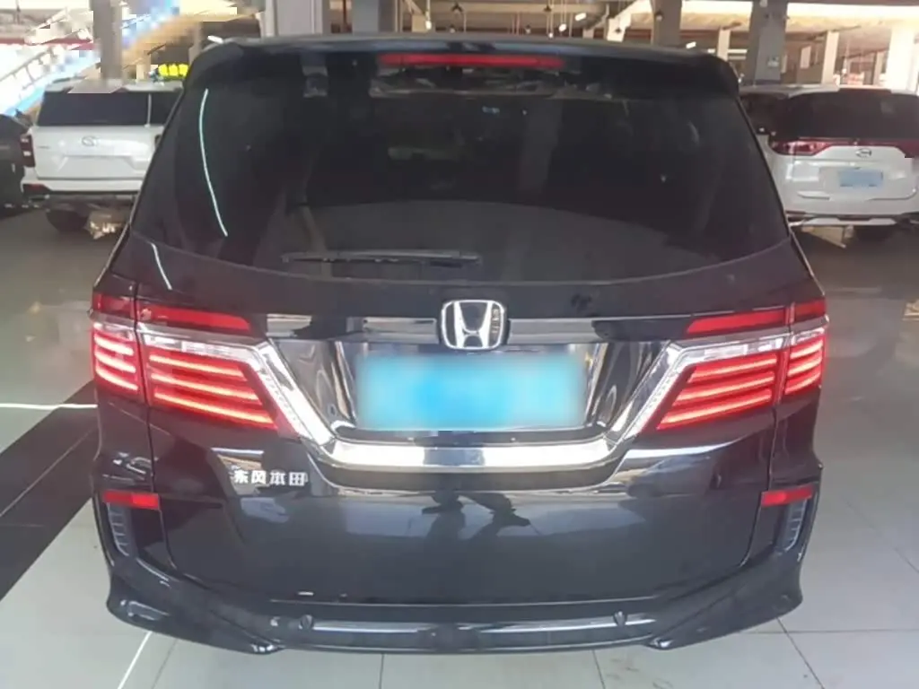 Honda Elysion 2018 — Şəkil 6/20