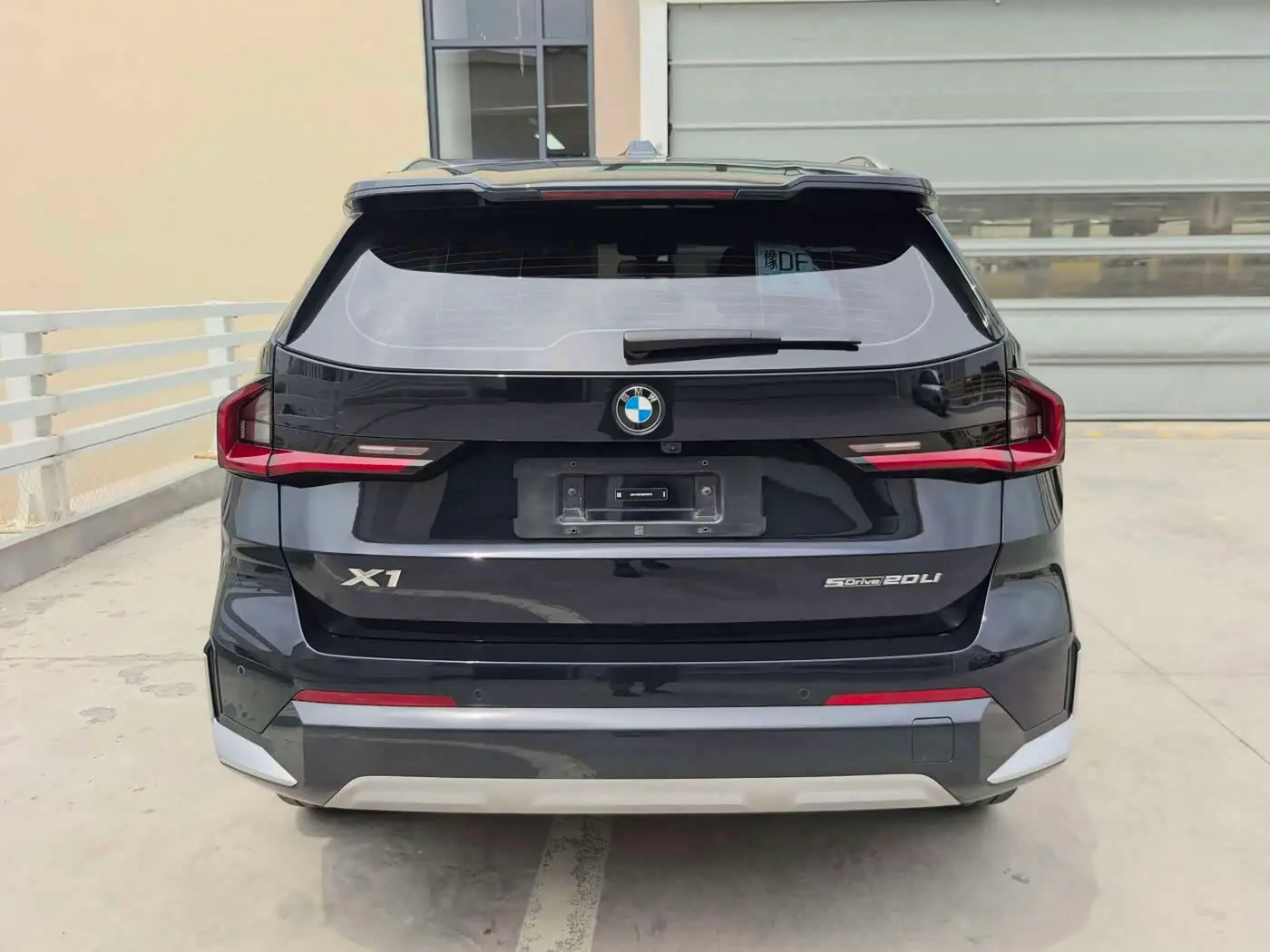 BMW X1 2023 — Şəkil 8/12