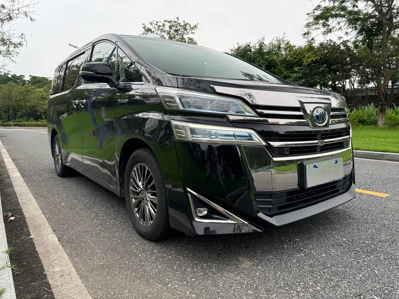 Toyota Vellfire 2021 — Şəkil 3/20