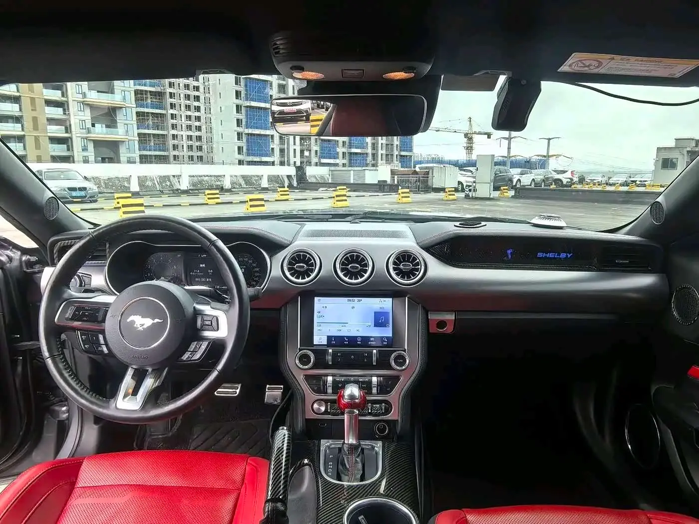 Ford Mustang 2023 — Şəkil 7/9