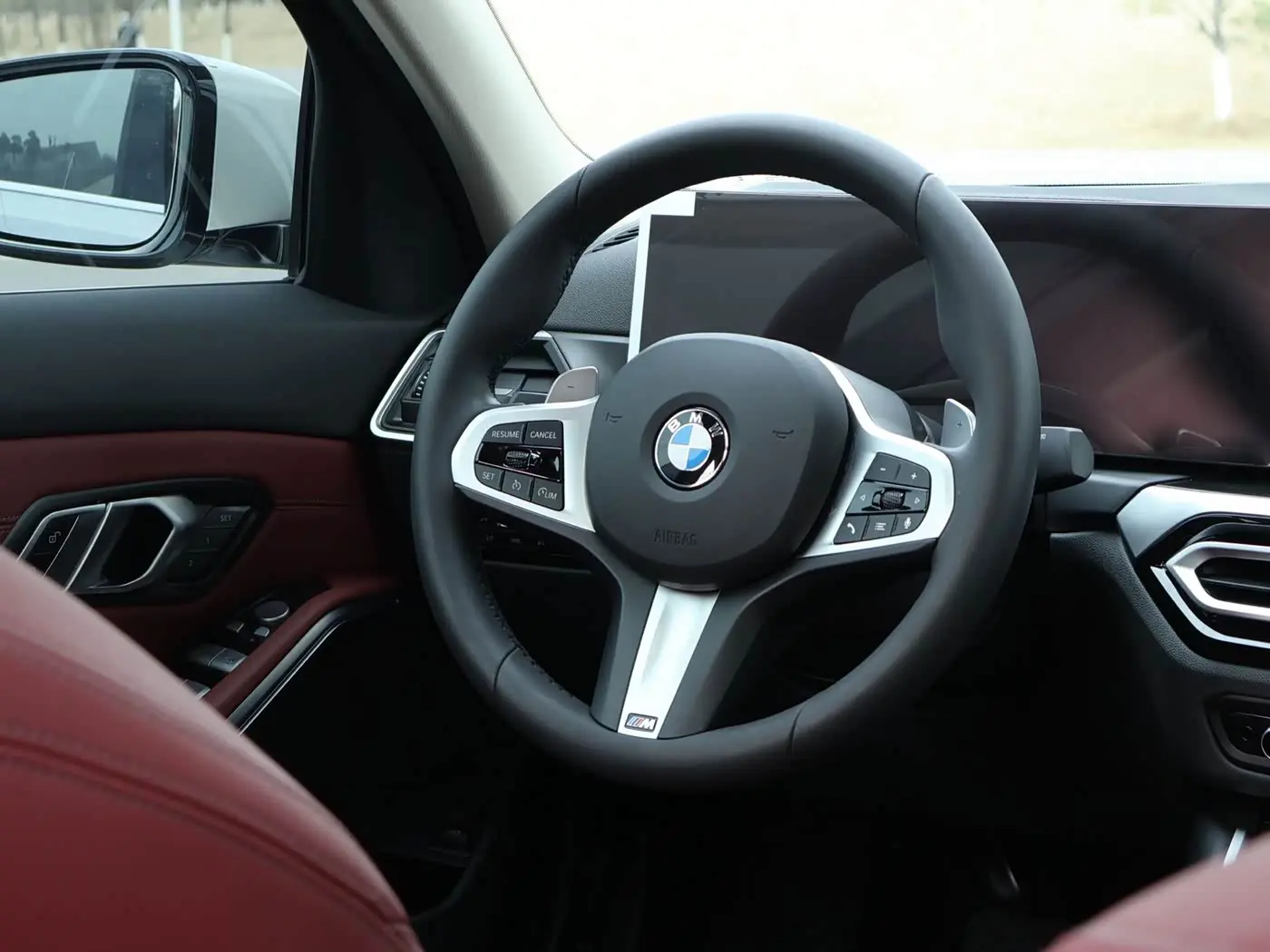 BMW 3 Series 2024 — Photo 6/18
