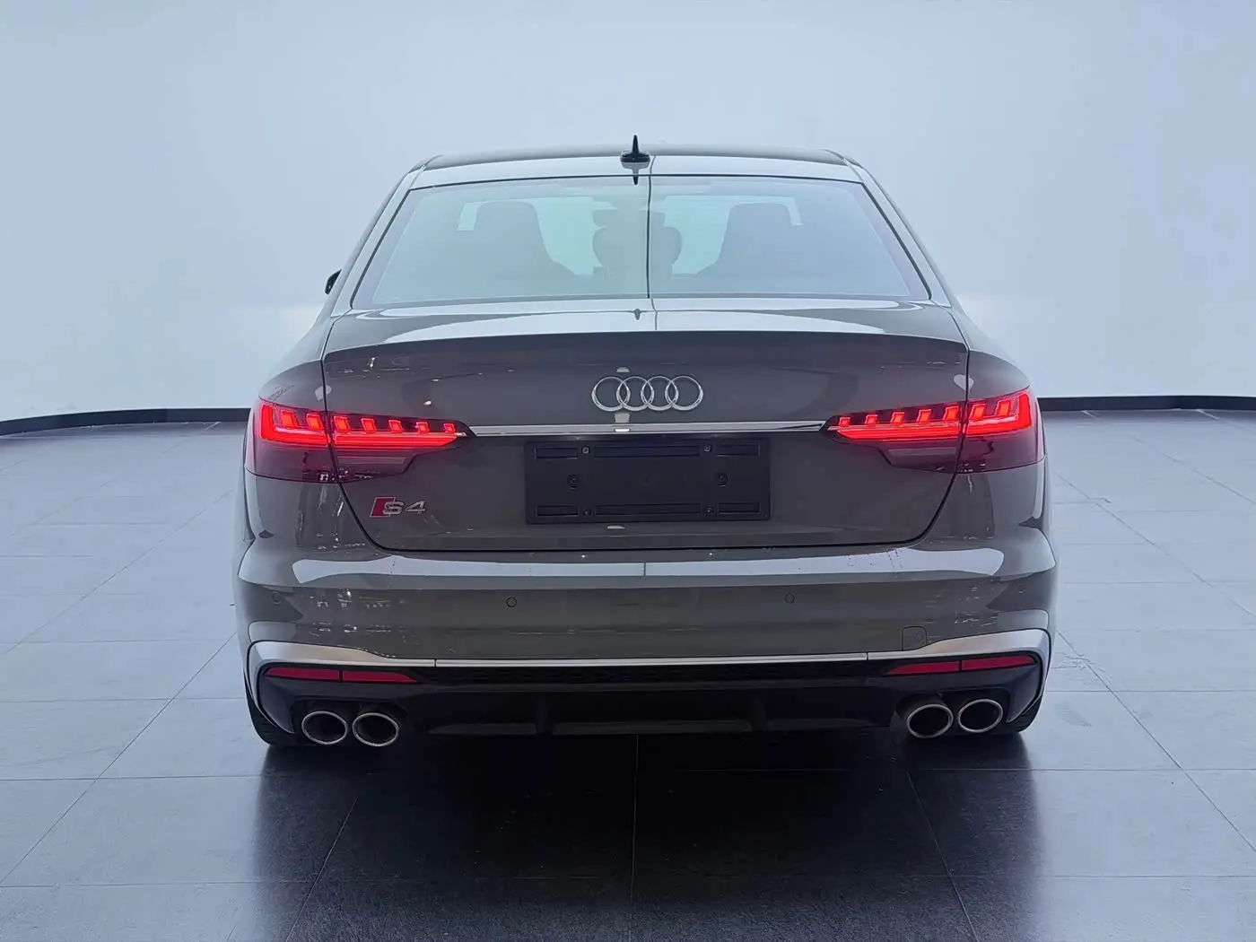 Audi S4 2021 — Фото 17/18